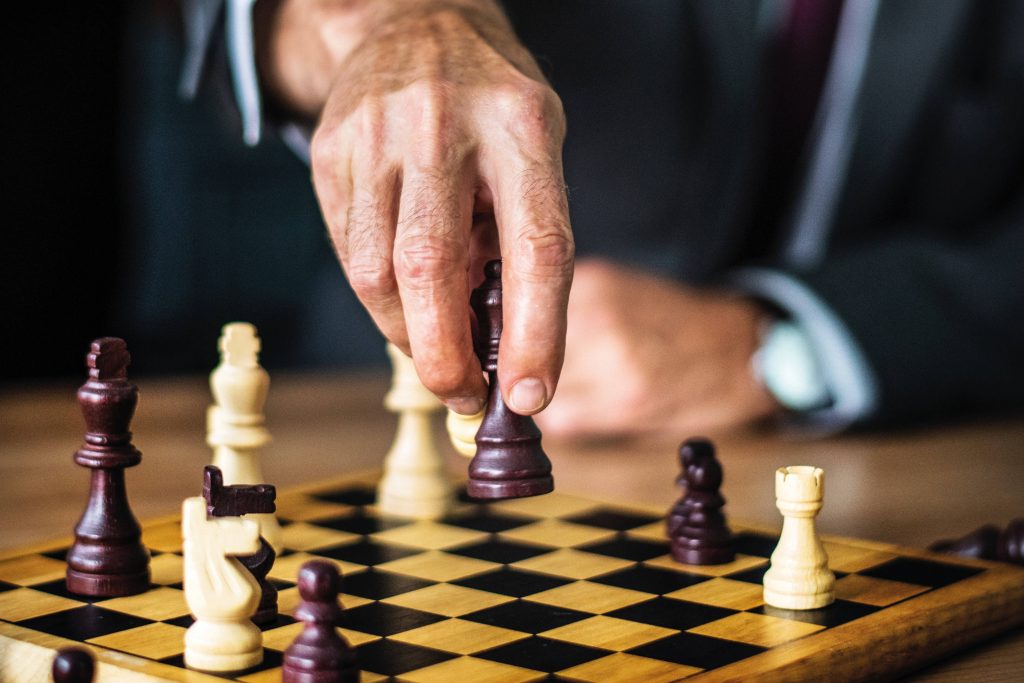 Aider les structures gérontologiques à se projeter en termes de stratégies et d’investissements Aider les structures gérontologiques à se projeter en termes de stratégies et d’investissements