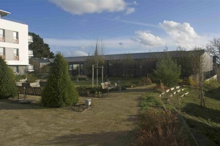 Vue extérieure de l’extension de l'EHPAD La Grange à Couëron