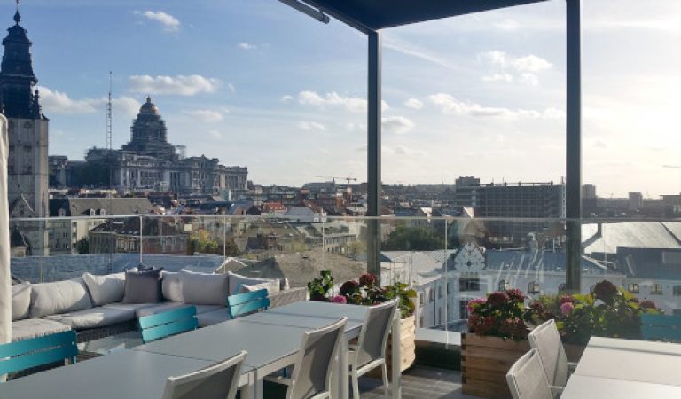 Toit terrasse de l’EHPAD Maison Vesale à Bruxelles en Belgique